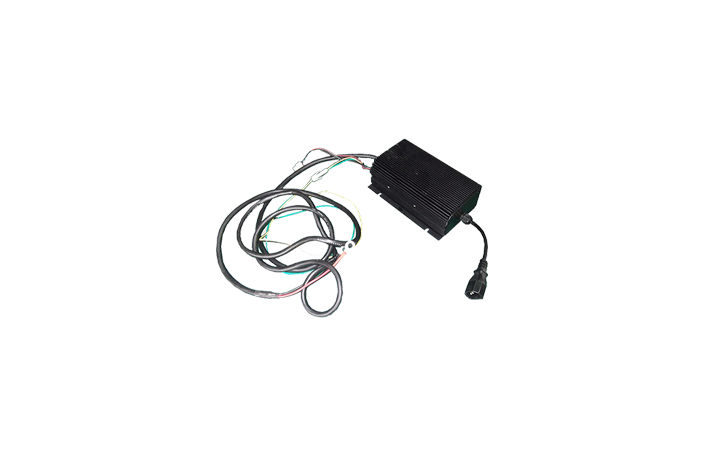 CZC7-300W-車載內(nèi)置充電機系列